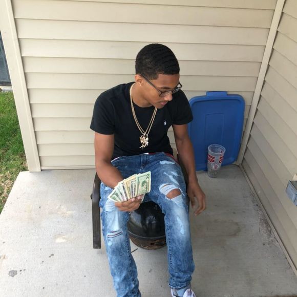 Meet your Posher, Caleb - Picture 1 of 1